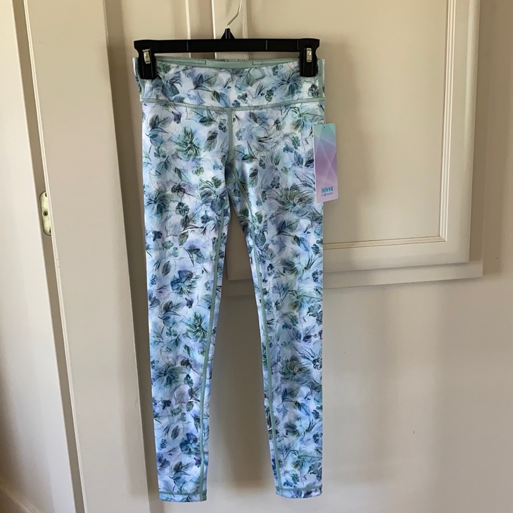 NWT Iviva by Lululemon Girls Reversible Rhythmic Tights